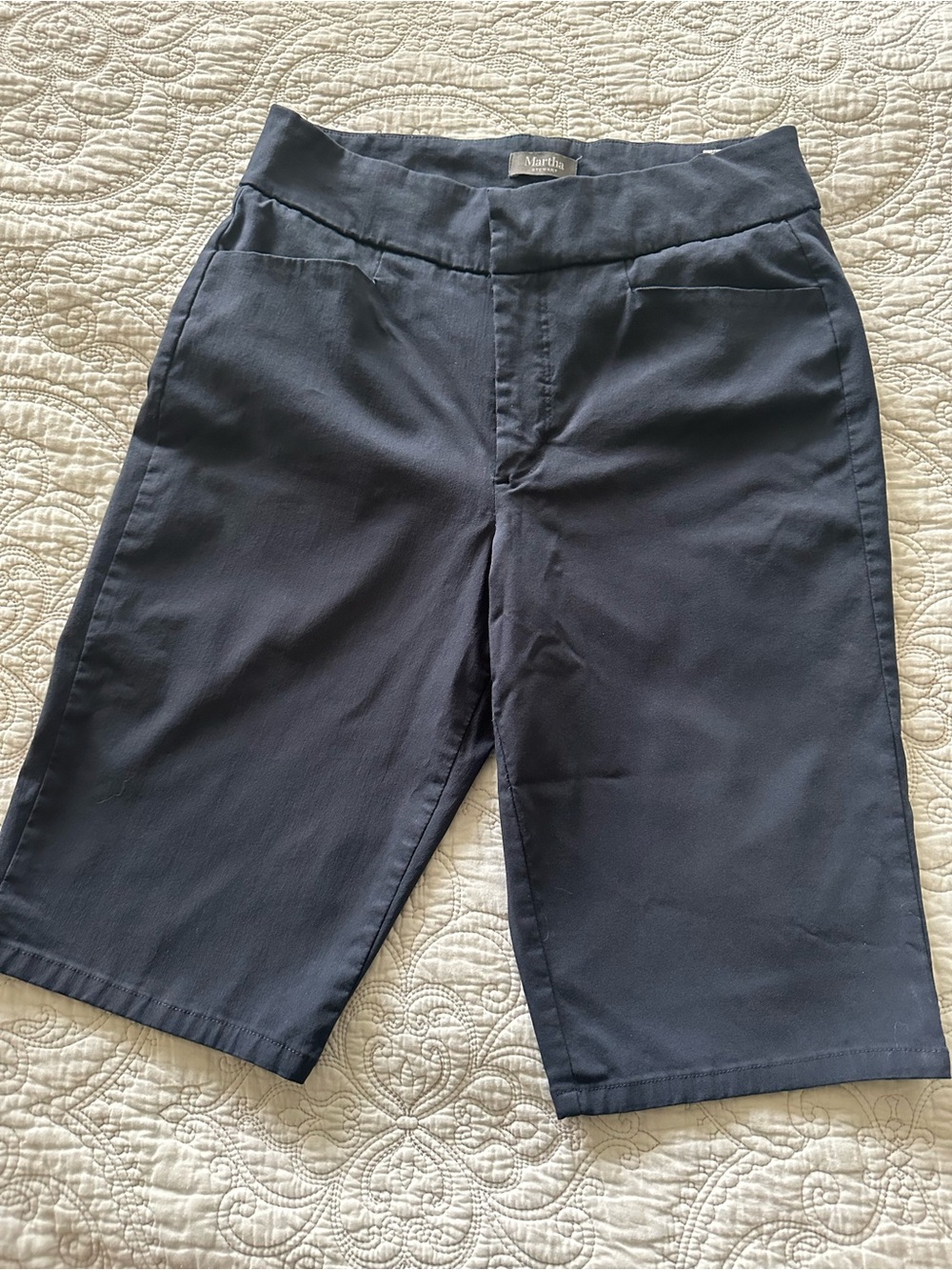 Martha Stewart Bermuda Shorts in Navy